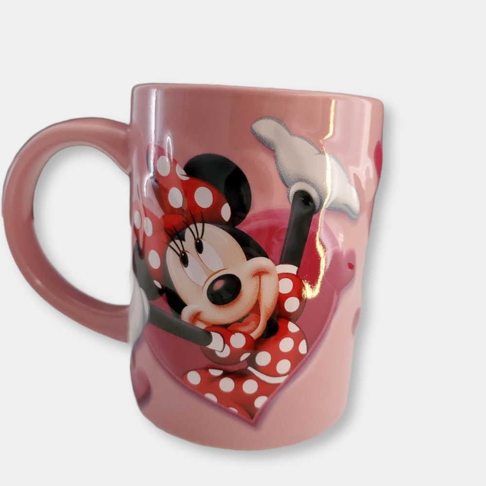 Disney Minnie Mouse Heart 3D Mug by Jerry Leigh
